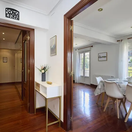 The Great Escape By Fidalsa * Gautegiz Arteaga